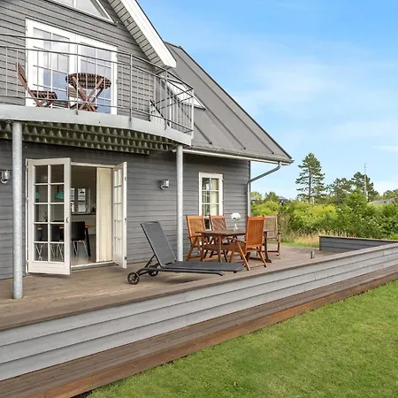 Gorgeous In Romo With House Sea View